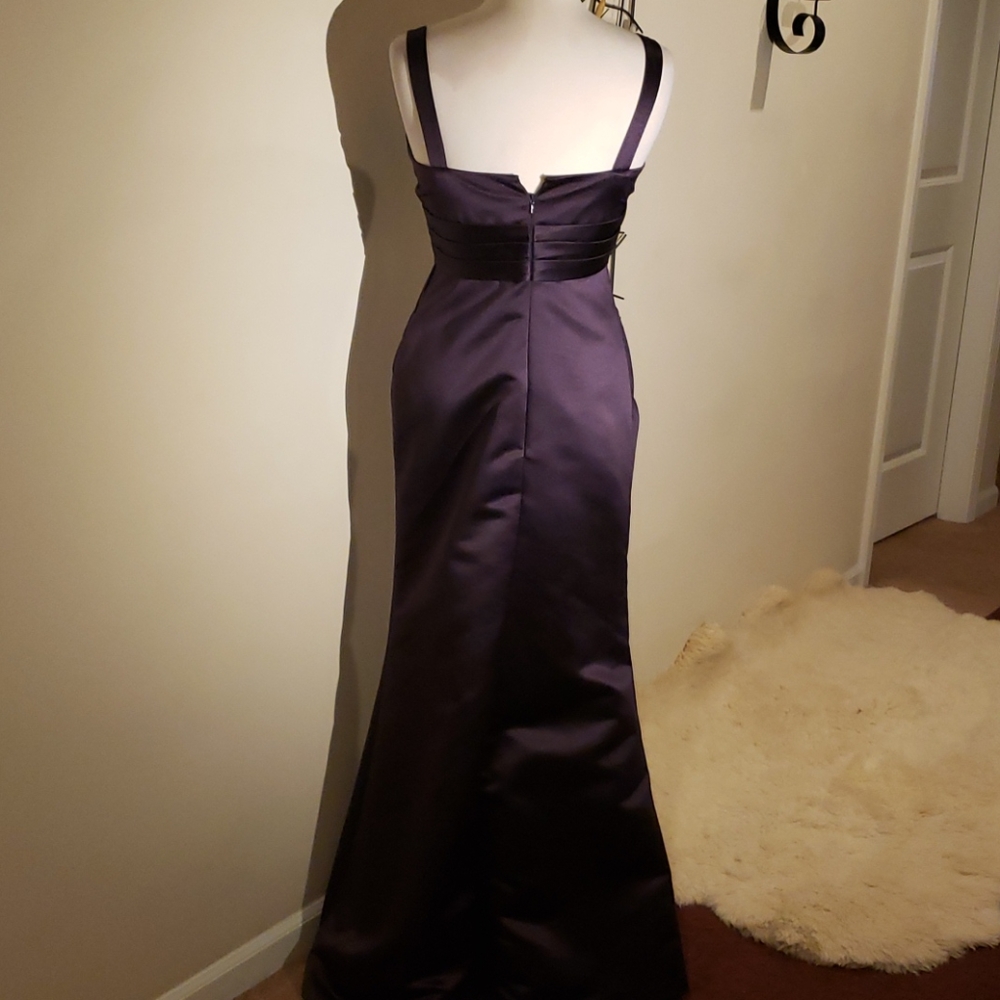 BILL L E V K O F F DRESS - Picture 15 of 16